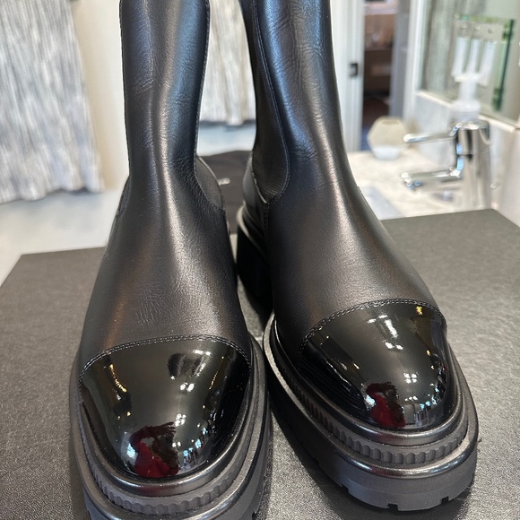 Chanel lug sole boots new 2023 size 39.5 short boots - Picture 1 of 8